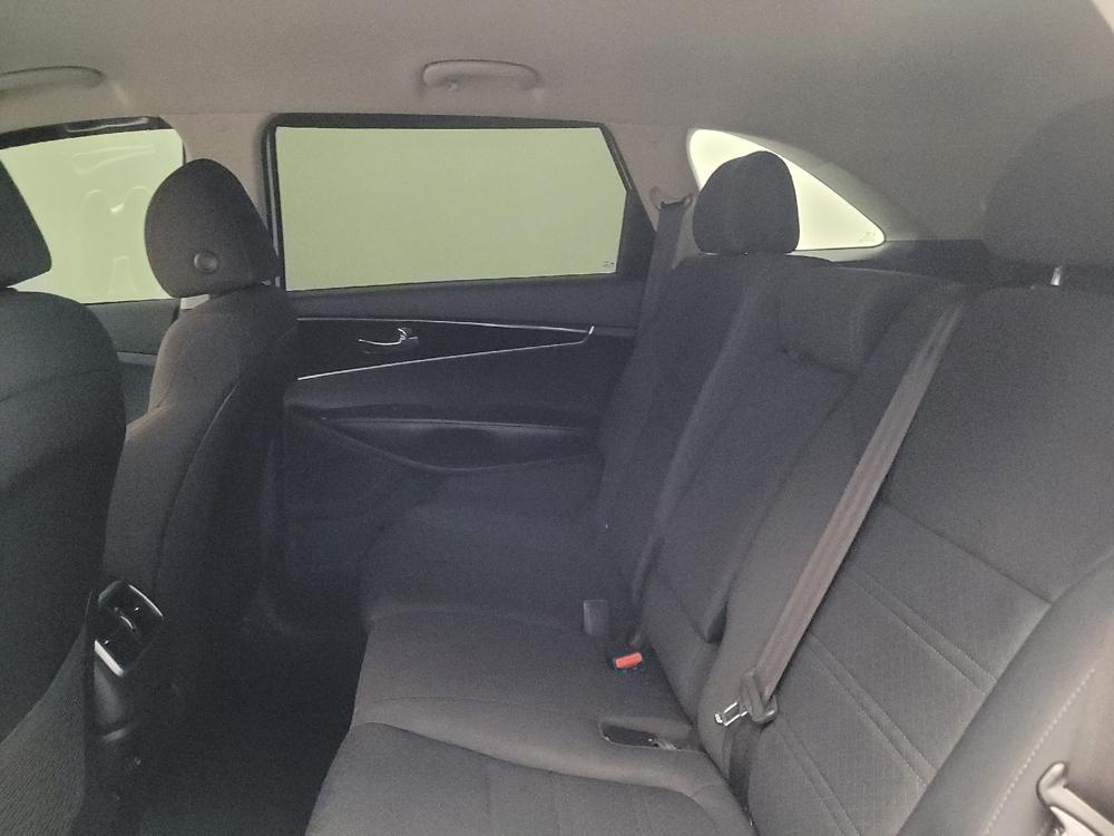 used 2020 Kia Sorento car, priced at $15,195
