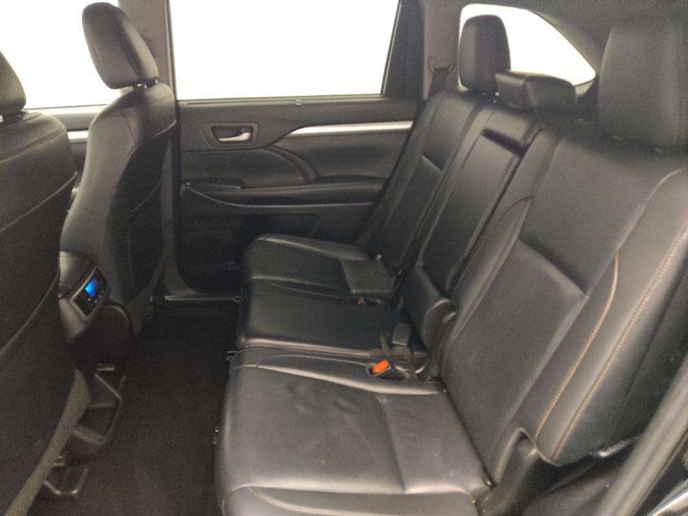 used 2019 Toyota Highlander car, priced at $25,495