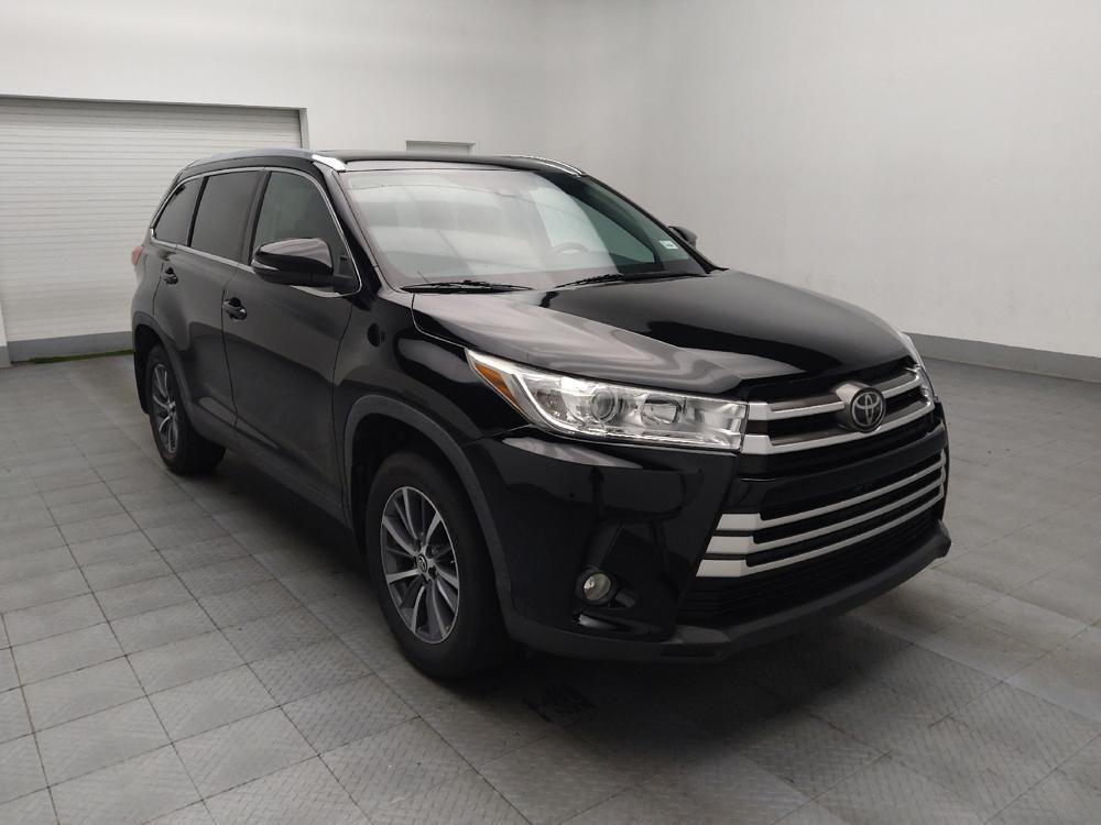 used 2019 Toyota Highlander car, priced at $25,495
