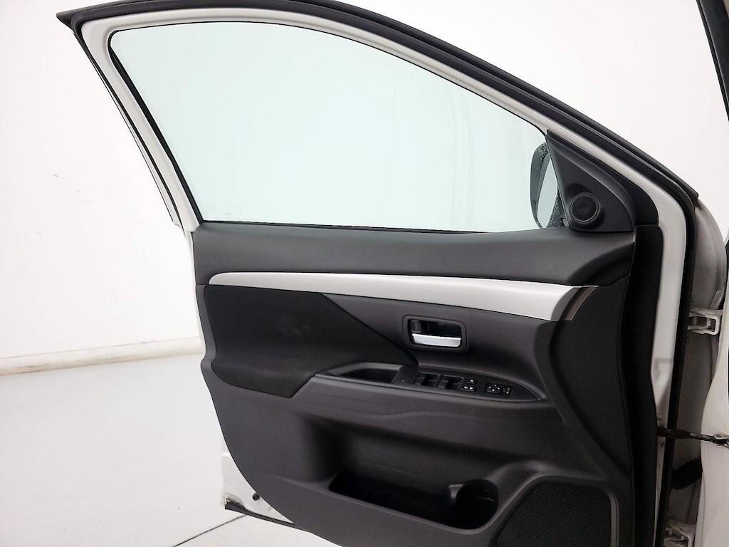 used 2014 Mitsubishi Outlander car, priced at $12,998