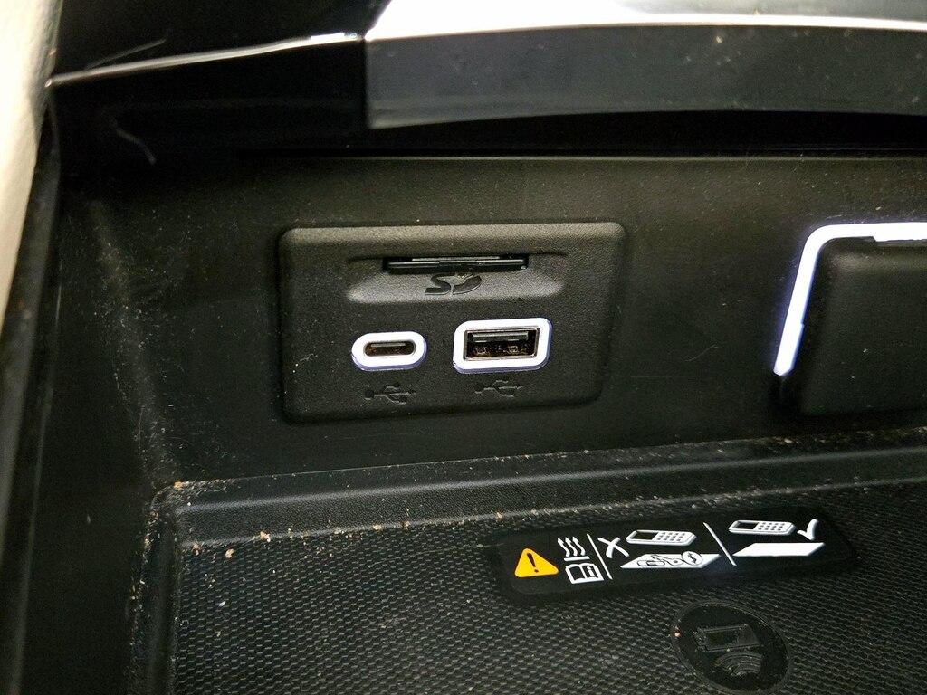 used 2023 Buick Envision car, priced at $29,998