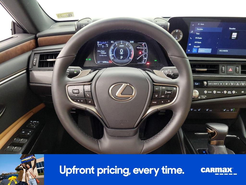 used 2024 Lexus ES 350 car, priced at $40,998