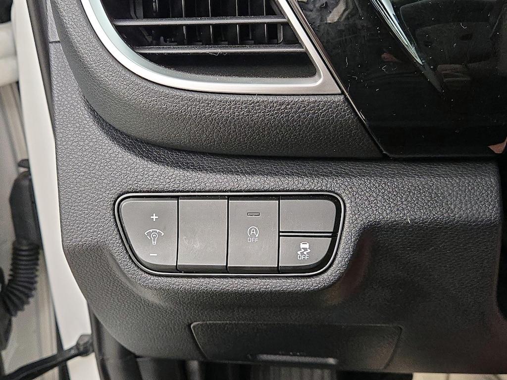used 2024 Kia Seltos car, priced at $22,998