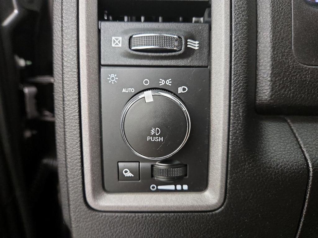 used 2021 Ram 1500 Classic car, priced at $27,998