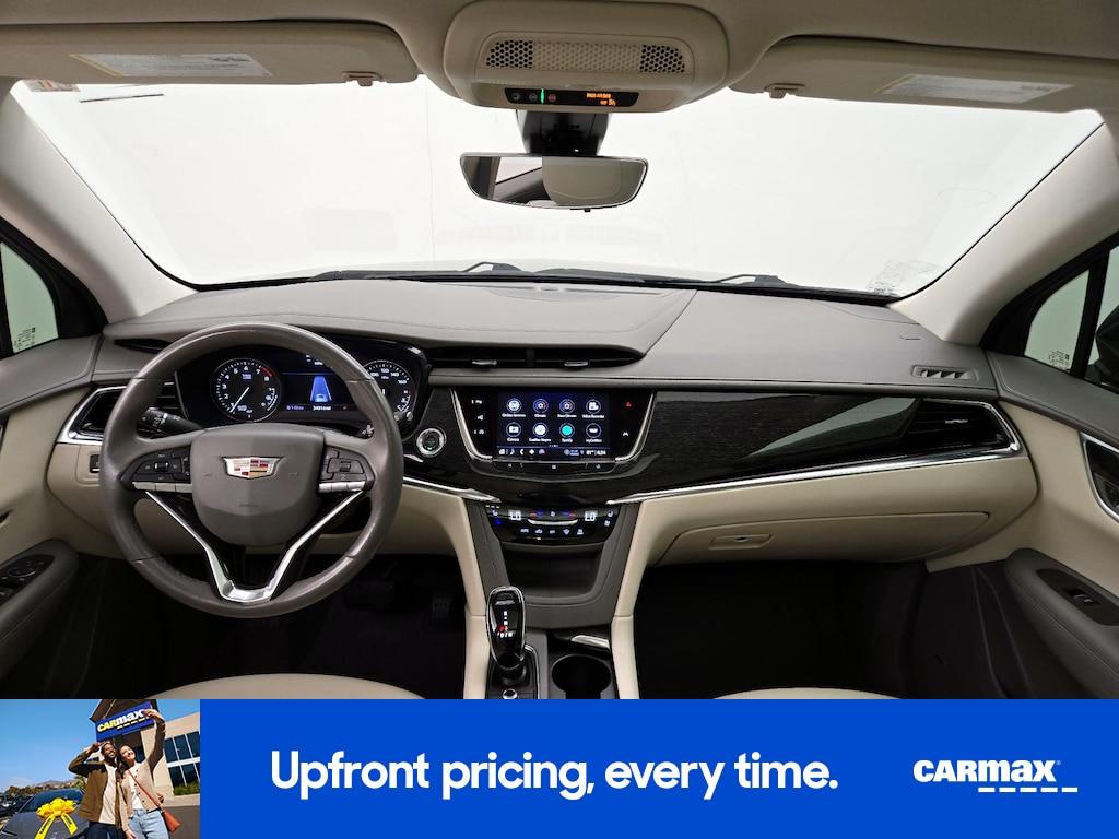 used 2021 Cadillac XT6 car, priced at $33,998