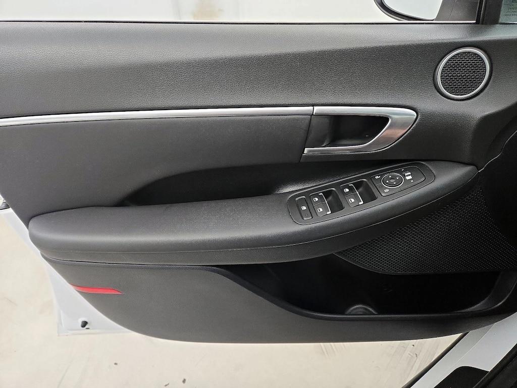 used 2022 Hyundai Sonata Hybrid car, priced at $20,998