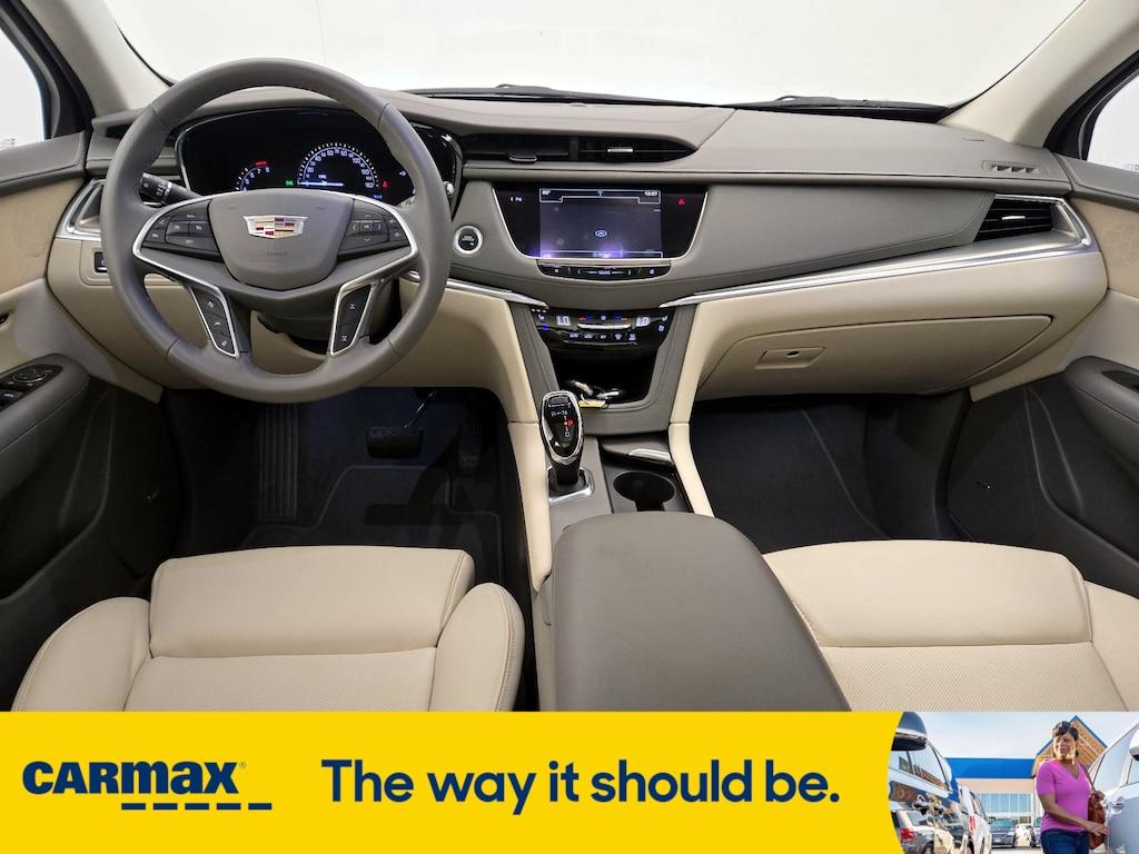 used 2017 Cadillac XT5 car, priced at $23,998
