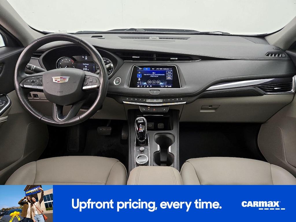 used 2023 Cadillac XT4 car, priced at $30,998