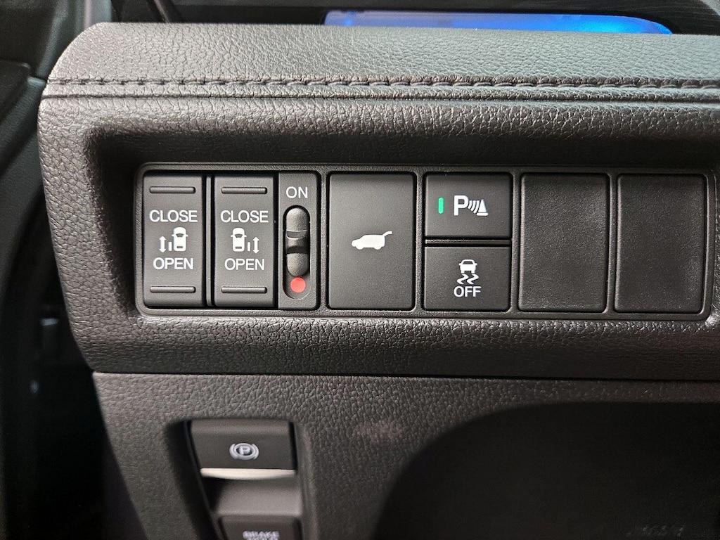 used 2025 Honda Odyssey car, priced at $49,998