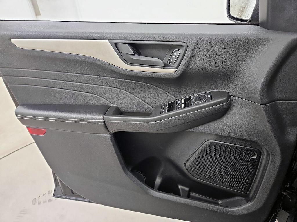 used 2022 Ford Escape car, priced at $19,998