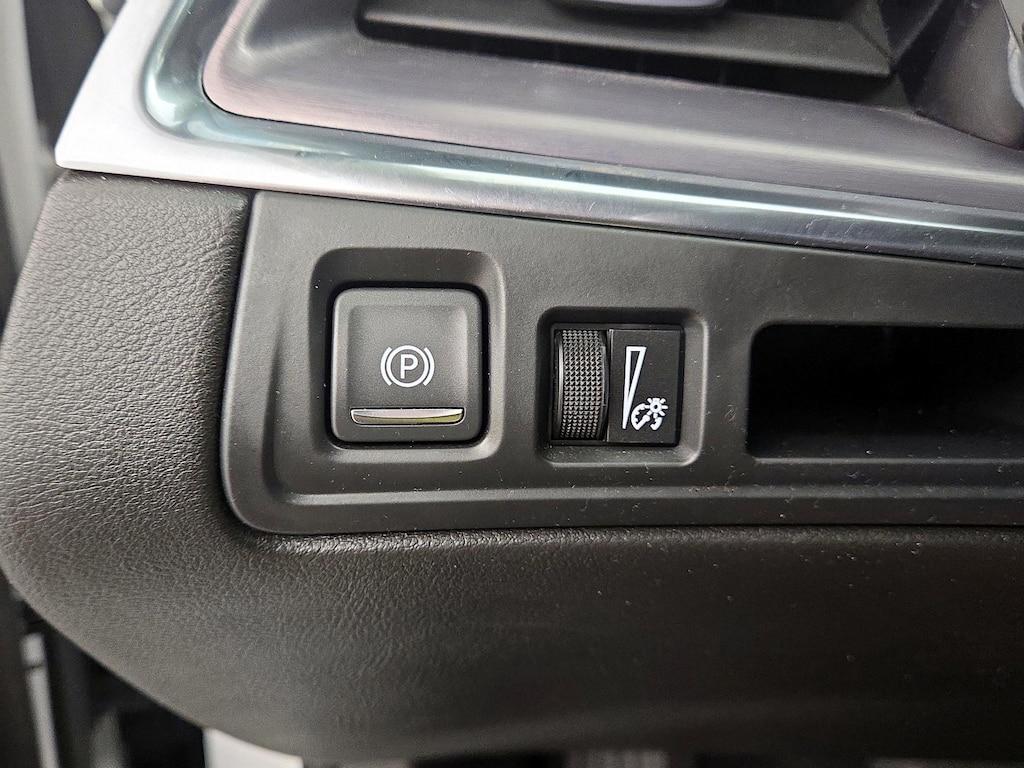 used 2021 Cadillac XT5 car, priced at $23,998