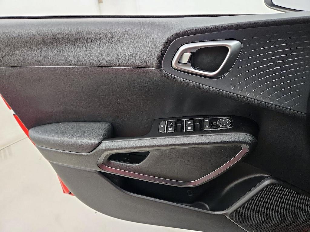 used 2021 Kia Soul car, priced at $15,998