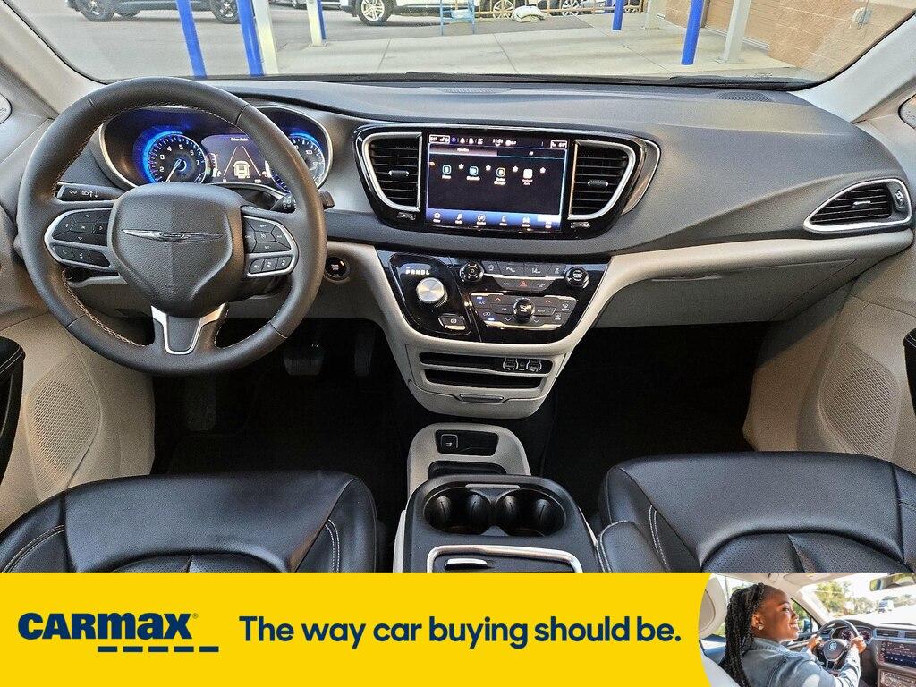used 2023 Chrysler Pacifica car, priced at $25,998