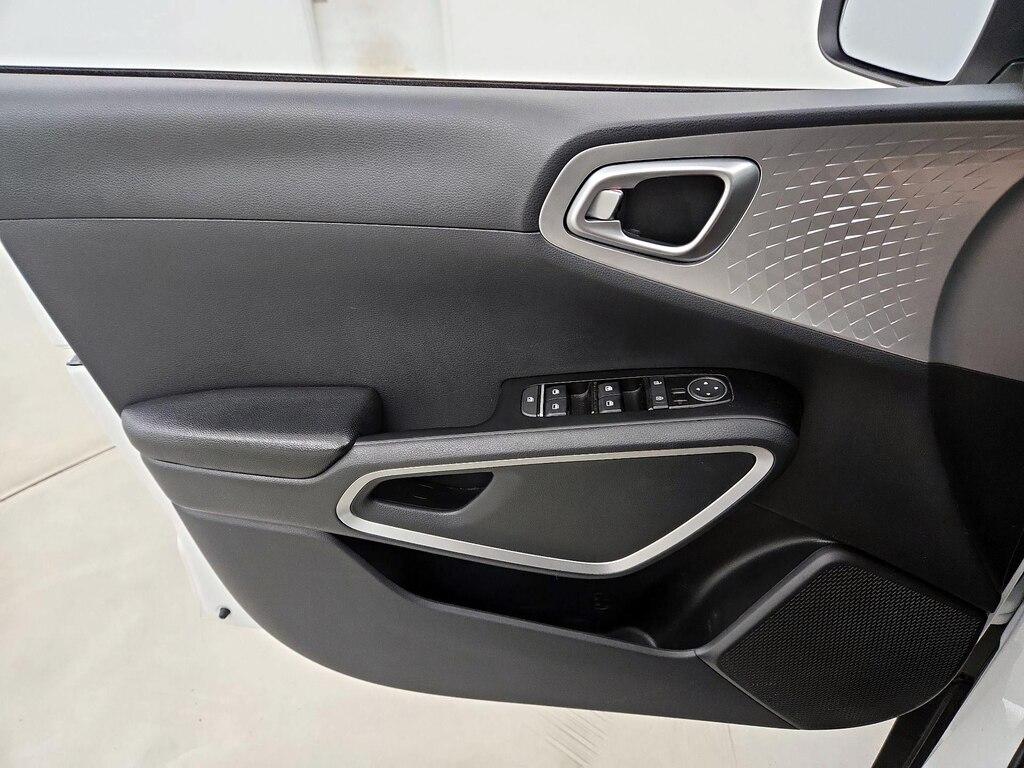 used 2021 Kia Soul car, priced at $16,998