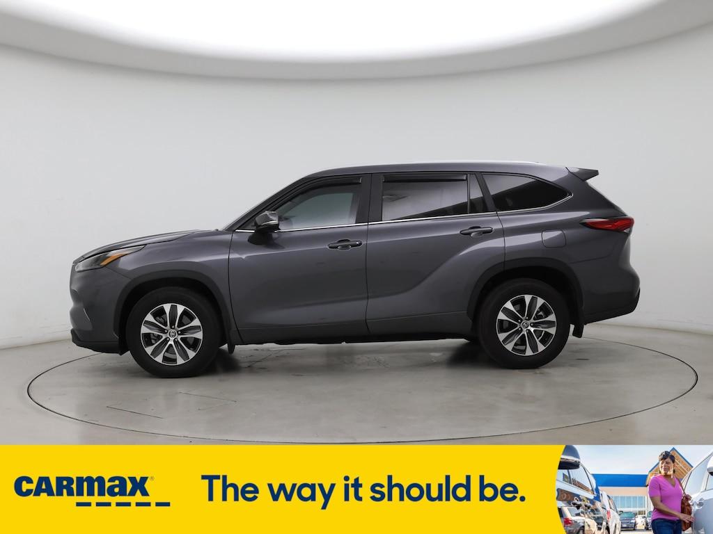used 2023 Toyota Highlander car, priced at $38,998
