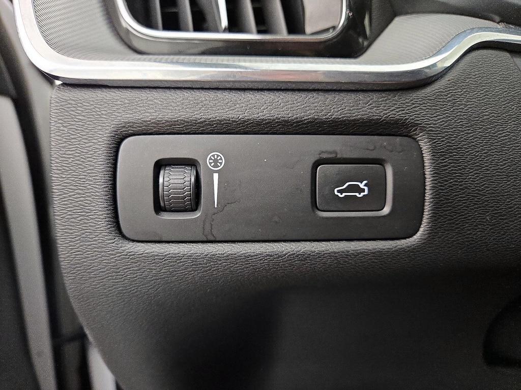 used 2019 Volvo XC60 car, priced at $25,998