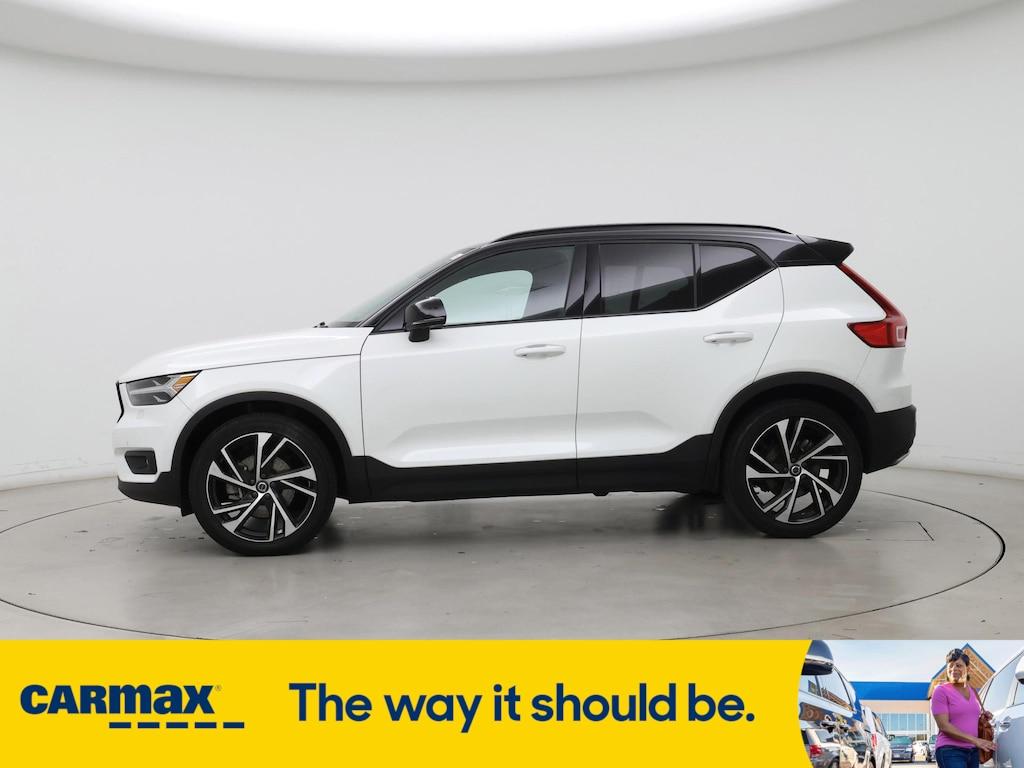 used 2020 Volvo XC40 car, priced at $23,998