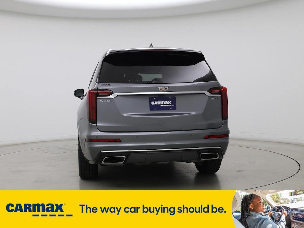 used 2022 Cadillac XT6 car, priced at $32,998