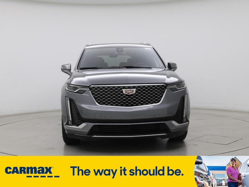 used 2022 Cadillac XT6 car, priced at $32,998