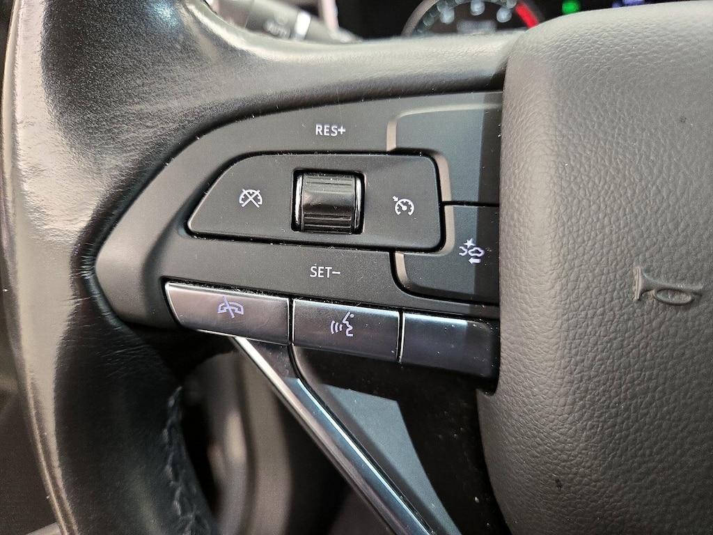 used 2022 Cadillac XT6 car, priced at $32,998