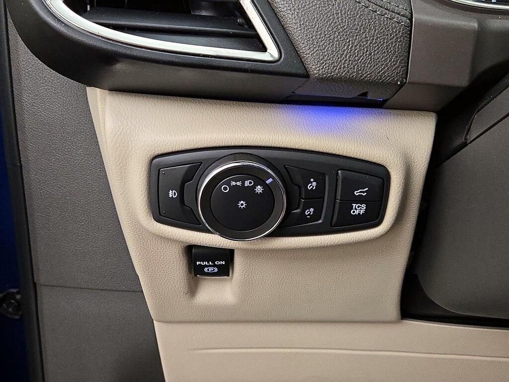 used 2020 Lincoln Nautilus car, priced at $27,998