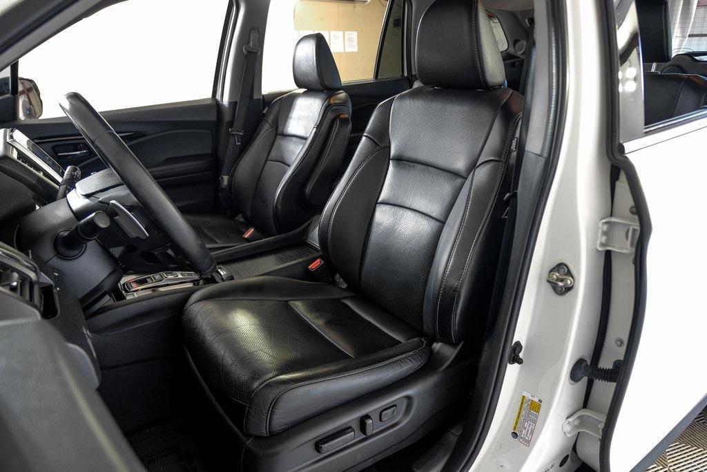 used 2018 Honda Pilot car, priced at $11,581