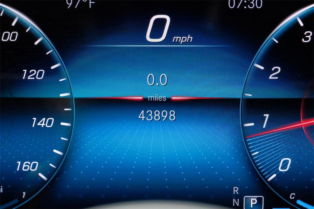 used 2021 Mercedes-Benz GLB 250 car, priced at $23,781