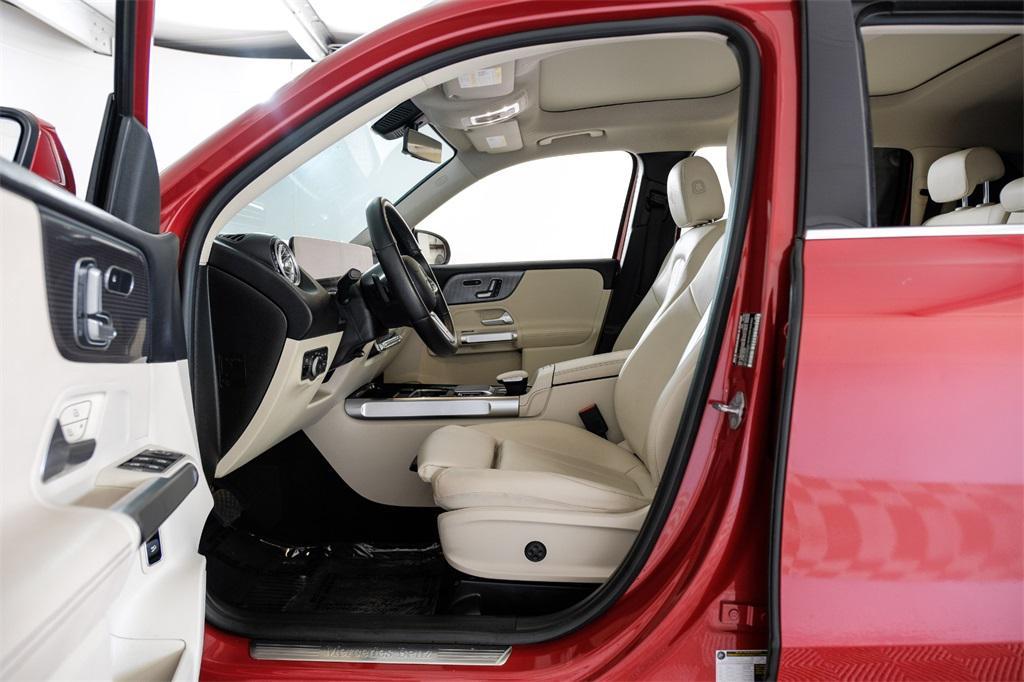 used 2021 Mercedes-Benz GLB 250 car, priced at $23,781