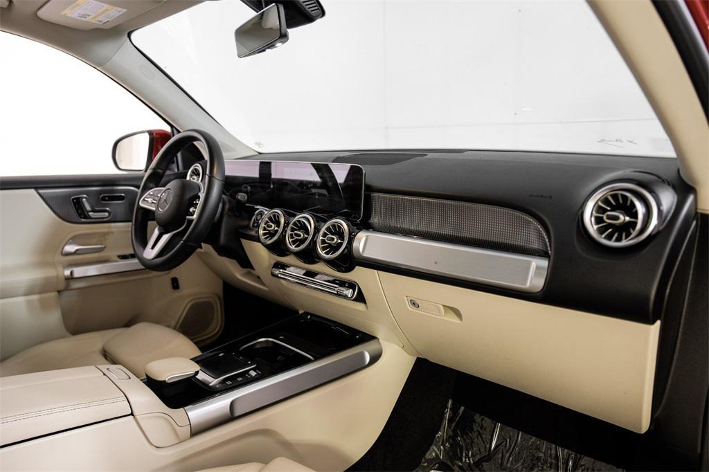 used 2021 Mercedes-Benz GLB 250 car, priced at $23,781