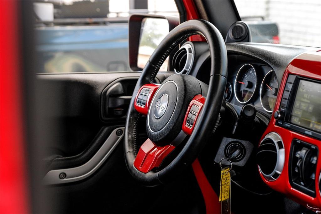 used 2014 Jeep Wrangler Unlimited car, priced at $15,981