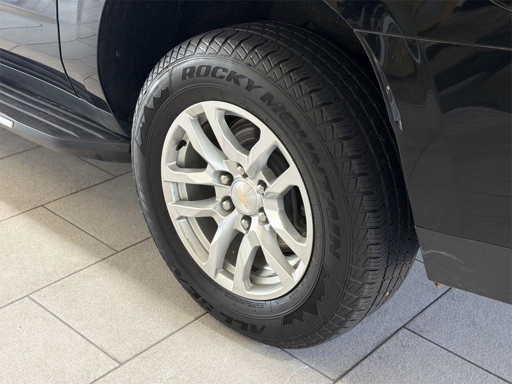 used 2022 Chevrolet Suburban car, priced at $36,581
