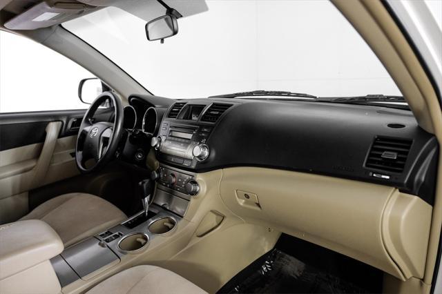 used 2011 Toyota Highlander car, priced at $9,981