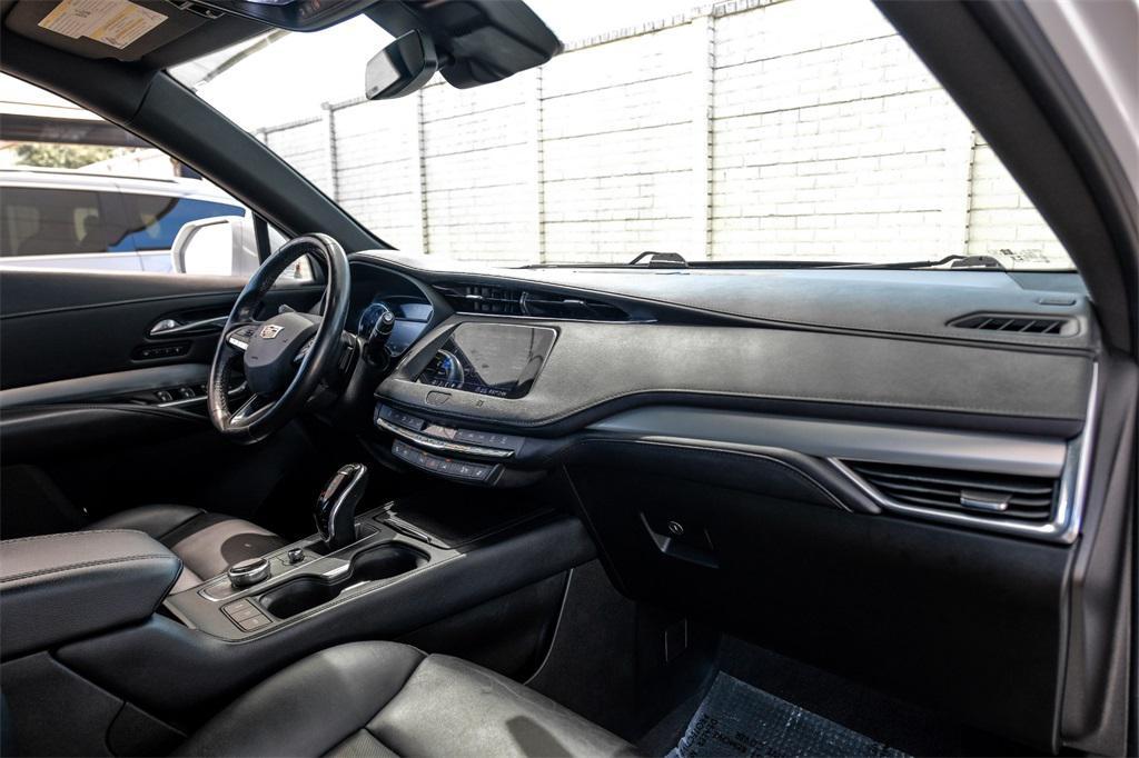 used 2020 Cadillac XT4 car, priced at $20,781