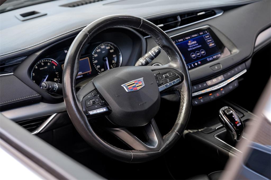 used 2020 Cadillac XT4 car, priced at $20,781