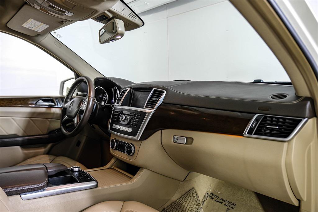 used 2015 Mercedes-Benz GL-Class car, priced at $13,581