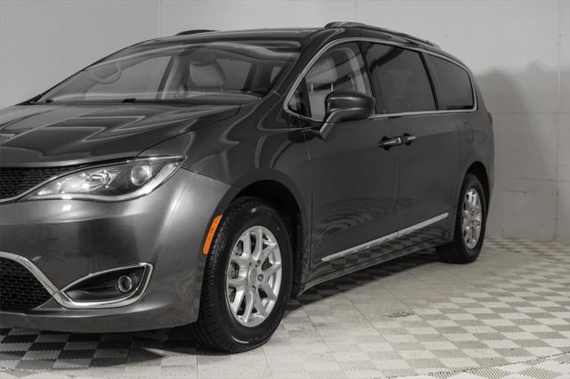 used 2020 Chrysler Pacifica car, priced at $16,581