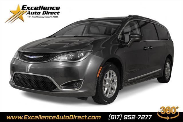 used 2020 Chrysler Pacifica car, priced at $16,581