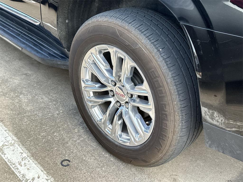 used 2021 GMC Yukon XL car, priced at $39,581