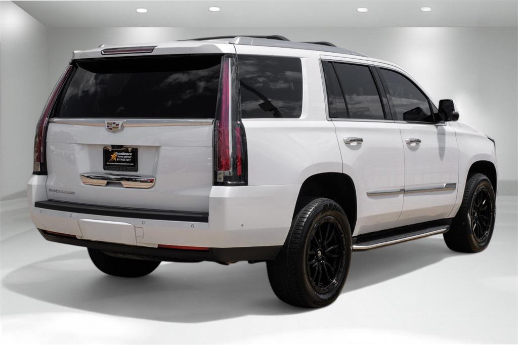 used 2020 Cadillac Escalade car, priced at $36,581