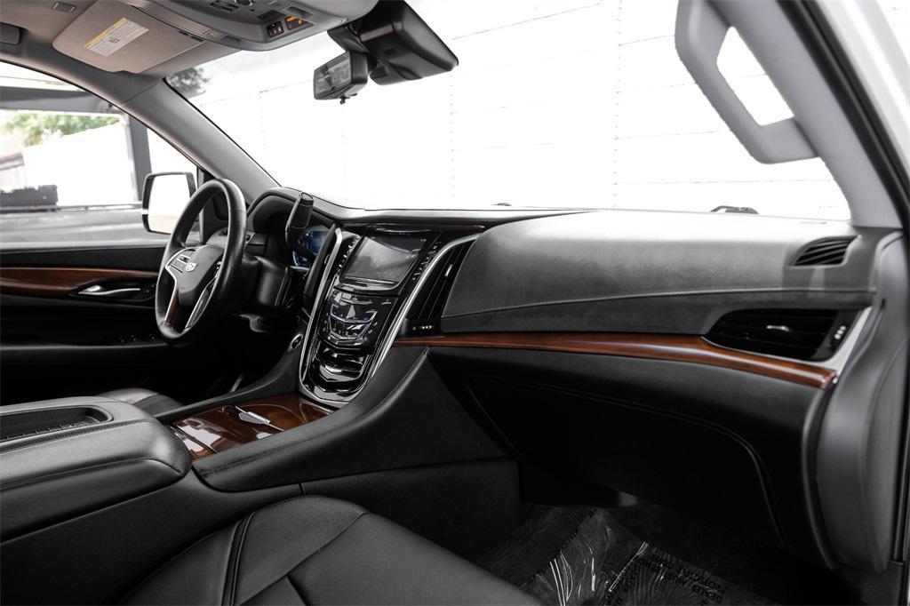used 2020 Cadillac Escalade car, priced at $36,581