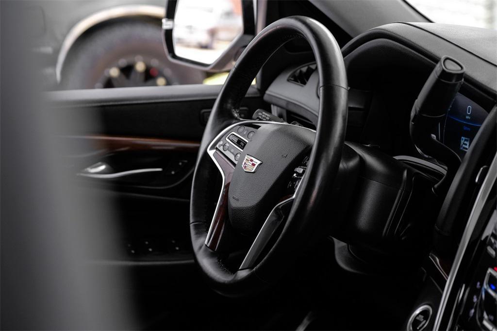 used 2020 Cadillac Escalade car, priced at $36,581