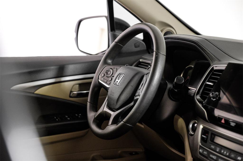 used 2019 Honda Pilot car, priced at $13,981