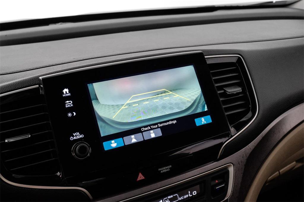 used 2019 Honda Pilot car, priced at $13,981