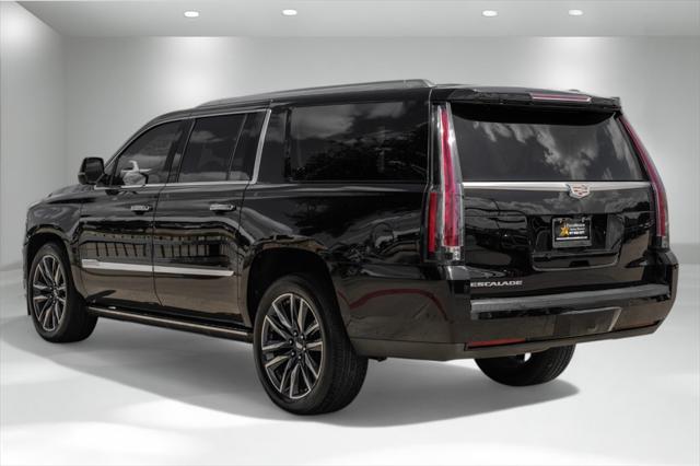 used 2019 Cadillac Escalade ESV car, priced at $35,281