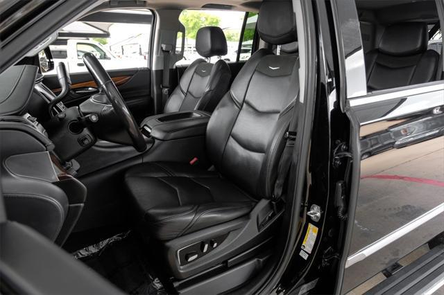 used 2019 Cadillac Escalade ESV car, priced at $35,281