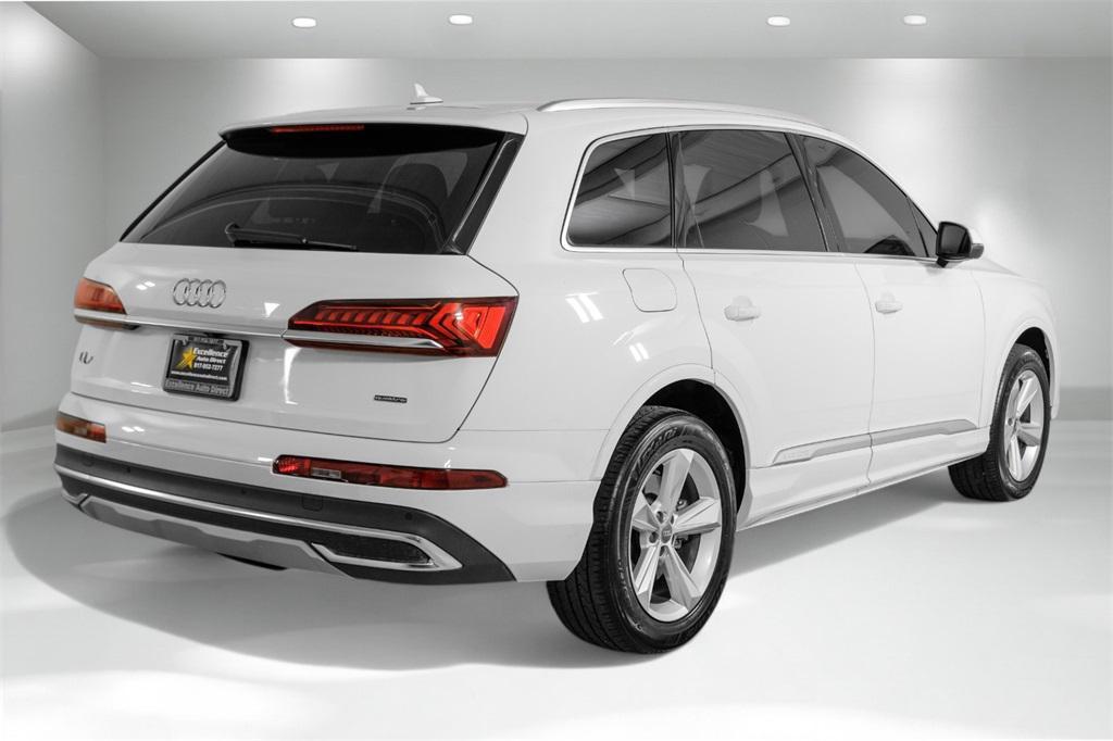 used 2020 Audi Q7 car, priced at $26,581