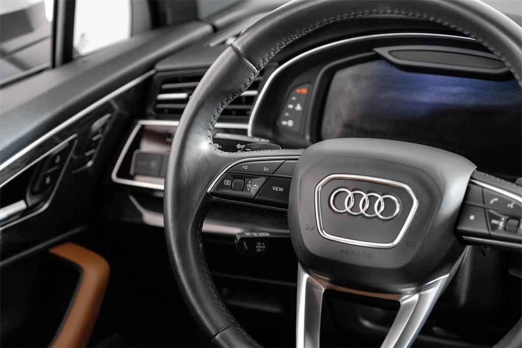 used 2020 Audi Q7 car, priced at $26,581