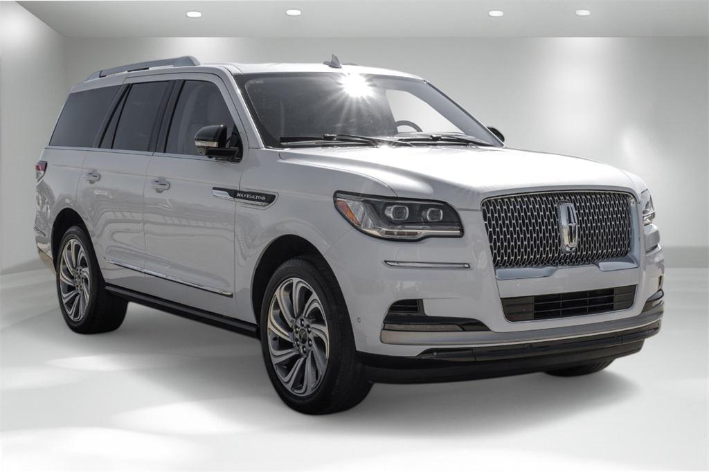 used 2023 Lincoln Navigator car, priced at $45,781