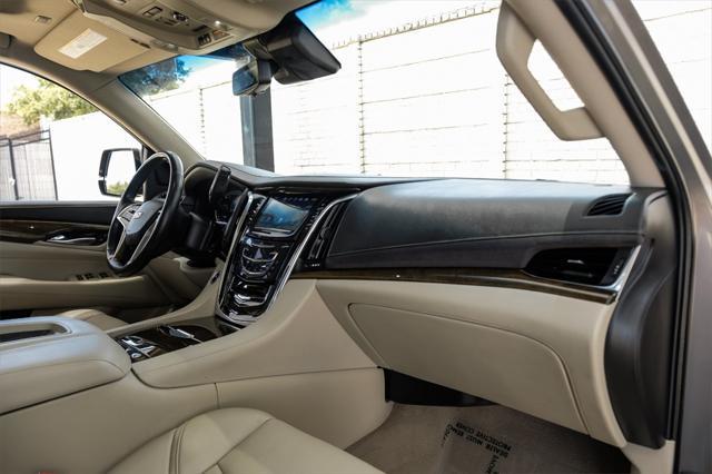 used 2019 Cadillac Escalade ESV car, priced at $32,081