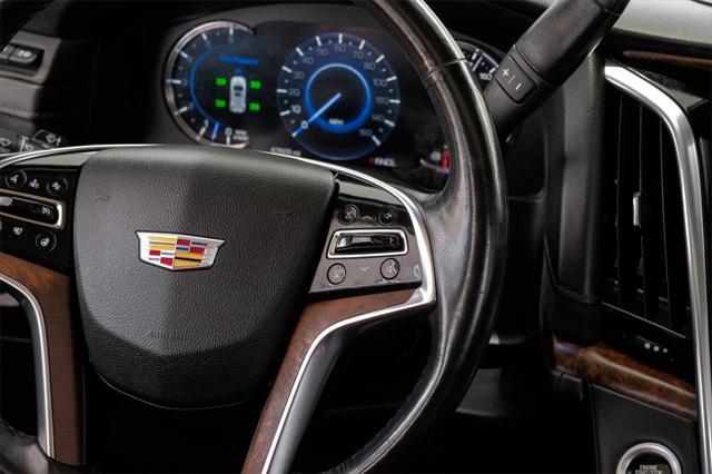 used 2020 Cadillac Escalade car, priced at $39,981